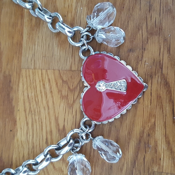 NWT Guess necklace - Picture 2 of 7